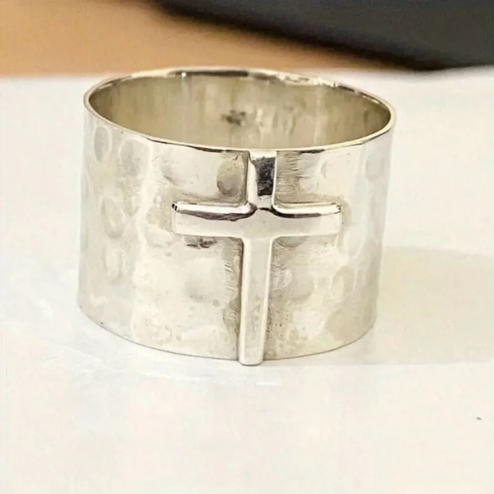 Hammered Silver Cross Wide Band Ring Women Size 7 9 - Picture 4 of 5